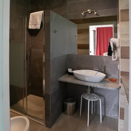 Cuore Гостевой дом Tavernerio